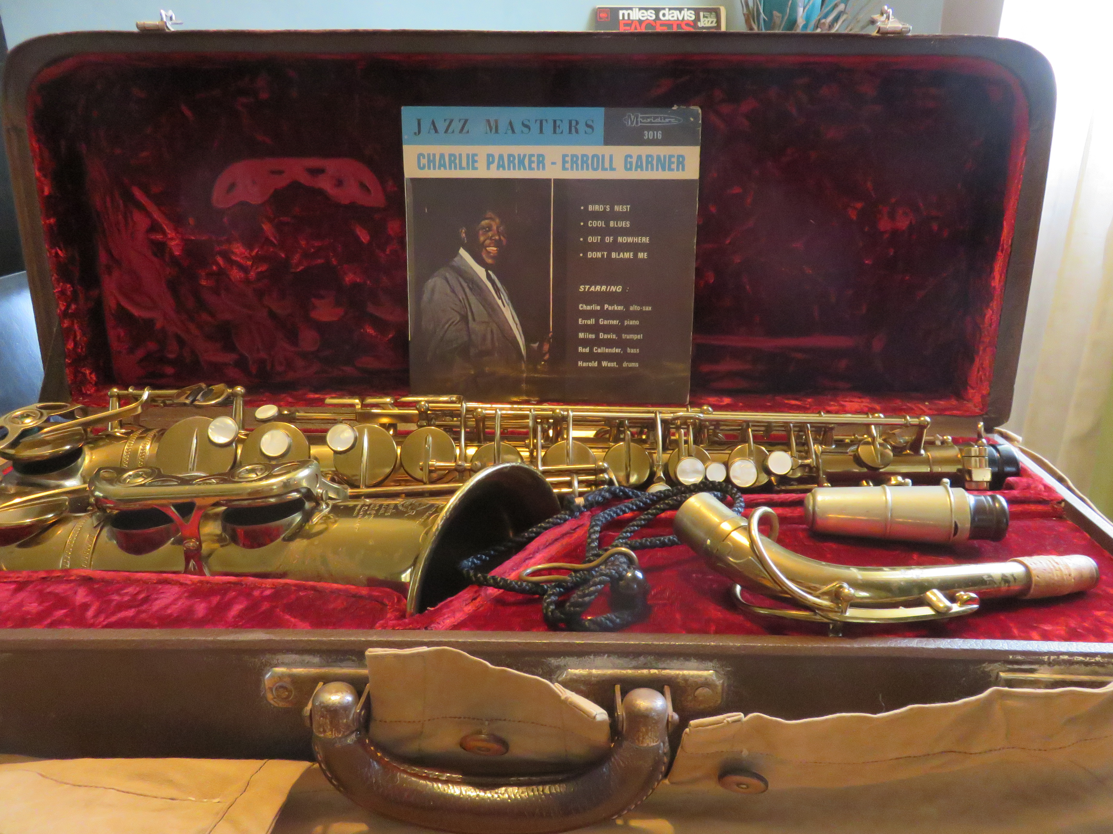 sax alto selmer super balanced action 1950 serial 44079. Réglé, nettoyé.