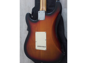 Fender ST62-xx (32067)