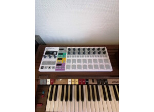 Arturia BeatStep Pro (47949)