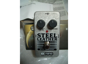 Electro-Harmonix Steel Leather (91681)