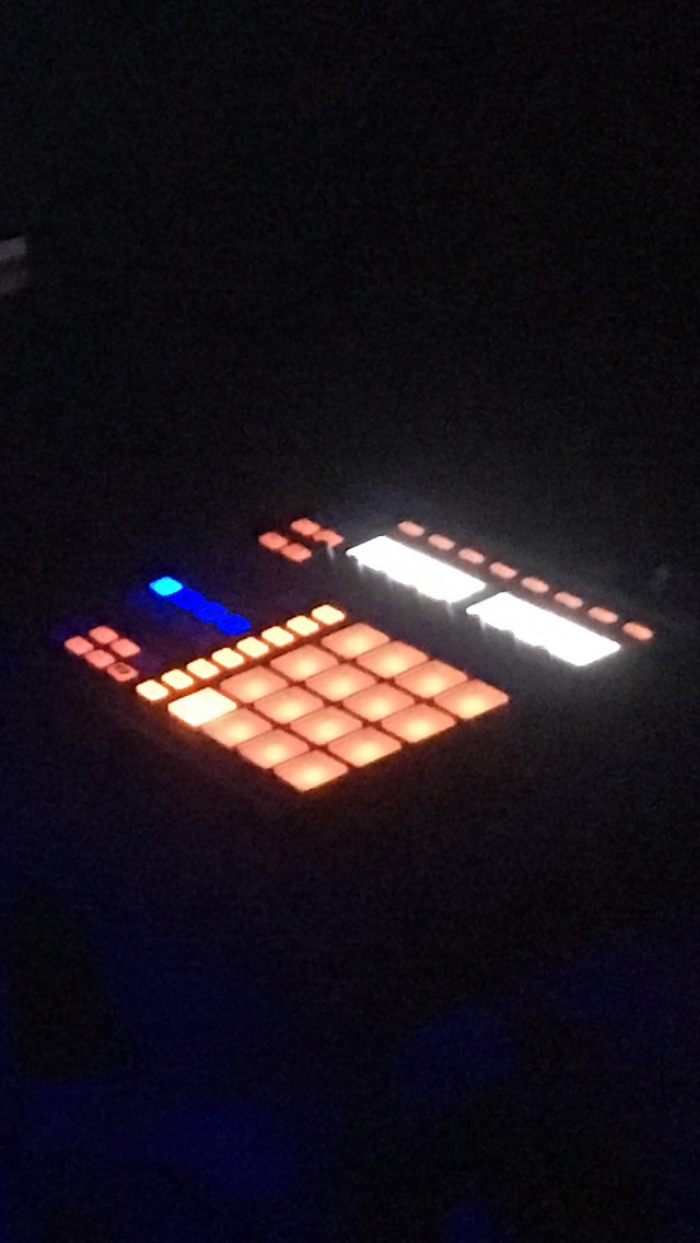Native Instruments Maschine MKI