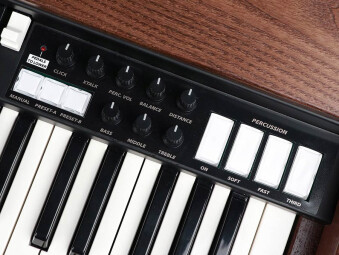 Crumar Mojo Classic : Mojo Classic Close 4 Crumar Mojo Classic : Mojo Classic Close 4