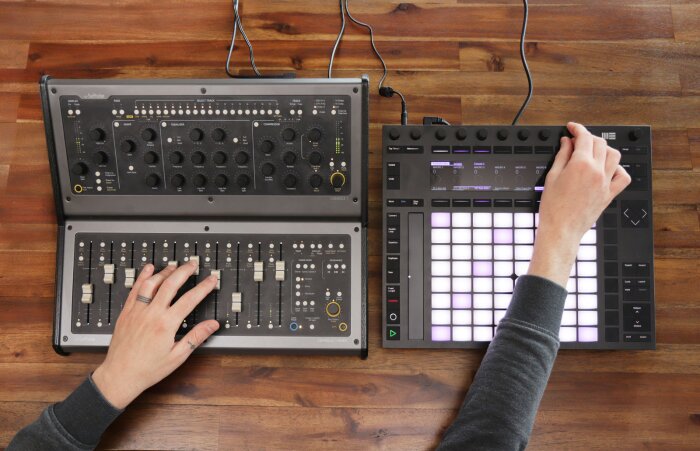 ableton-live-console-1-header-image ableton-live-console-1-header-image