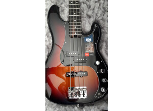Fender American Elite Precision Bass (38166)