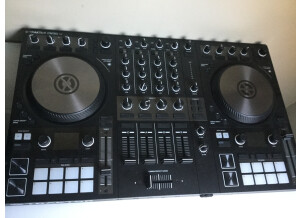 DEE4B904-5946-4D08-AFC9-0134B8A19F5B