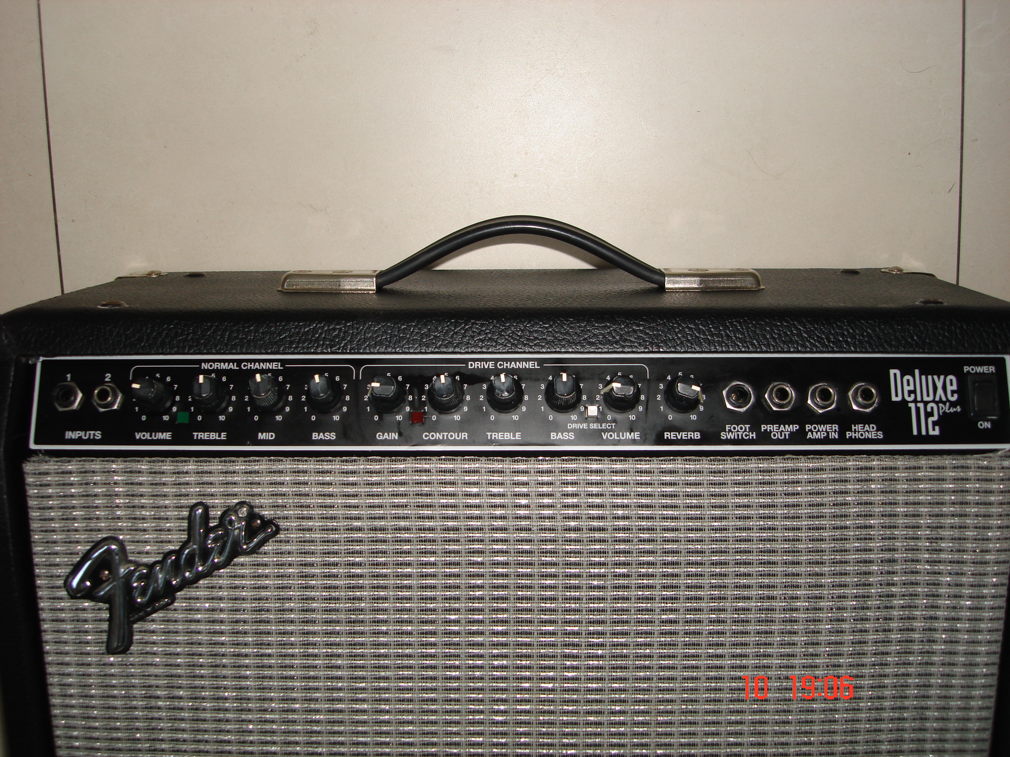 Fender deluxe clearance 112 plus amp