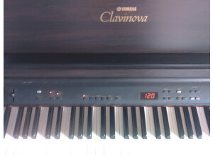 Yamaha Clavinova CLP-820