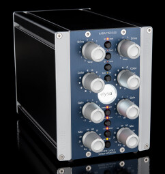 Karacter-left-scaled Karacter-left-scaled