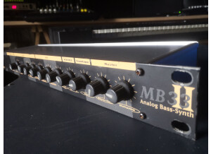 Music And More MB-33 MkII (19270)