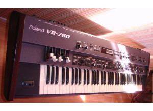 Roland VR-760 (45936)