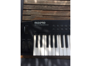 Midi Pro 49 TOUCHES