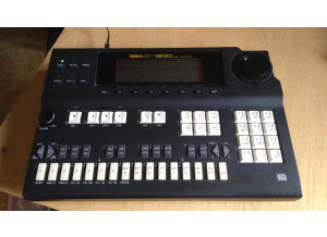 Yamaha QY300 (40400)