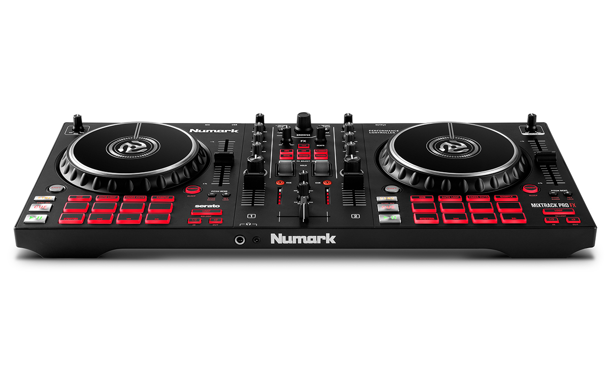 Numark Mixtrack Pro FX : Numark_MixtrackProFX_angle_front_web
