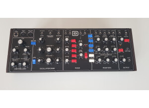 Behringer Model D (96310)