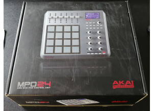 Akai Professional MPD24 (42766)