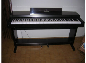 Yamaha Clavinova CLP-50