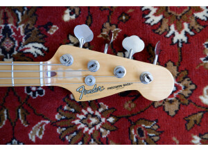 Fender Precision Bass Japan Serie E