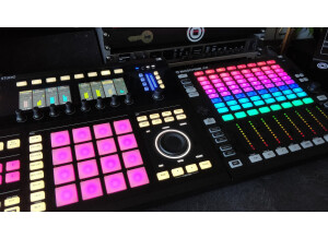 Native Instruments Maschine Studio (39545)