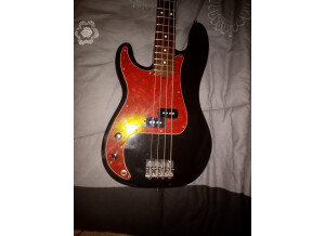 Fender U.S. Deluxe Precision Bass [1995-1997] (98117)