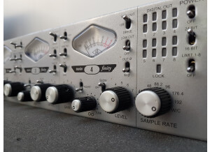 Universal Audio 4-710D (18826)