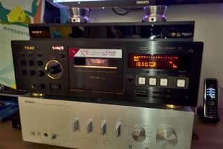 Teac V-8030S