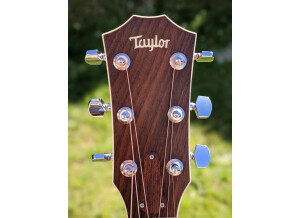 00100lrPORTRAIT_00100_BURST20200526175506450_COVER