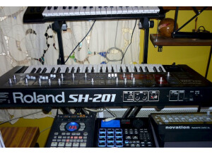 Roland SH-201 (86586)