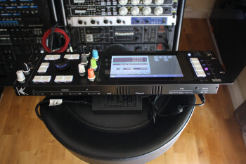 Essence FM_2tof 09.JPG Essence FM_2tof 09.JPG