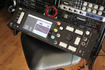 Essence FM_2tof 01.JPG Essence FM_2tof 01.JPG