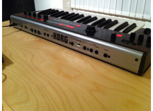 Korg R3 (3794)