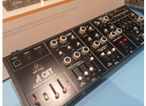 Behringer CAT Synthesizer (8504)
