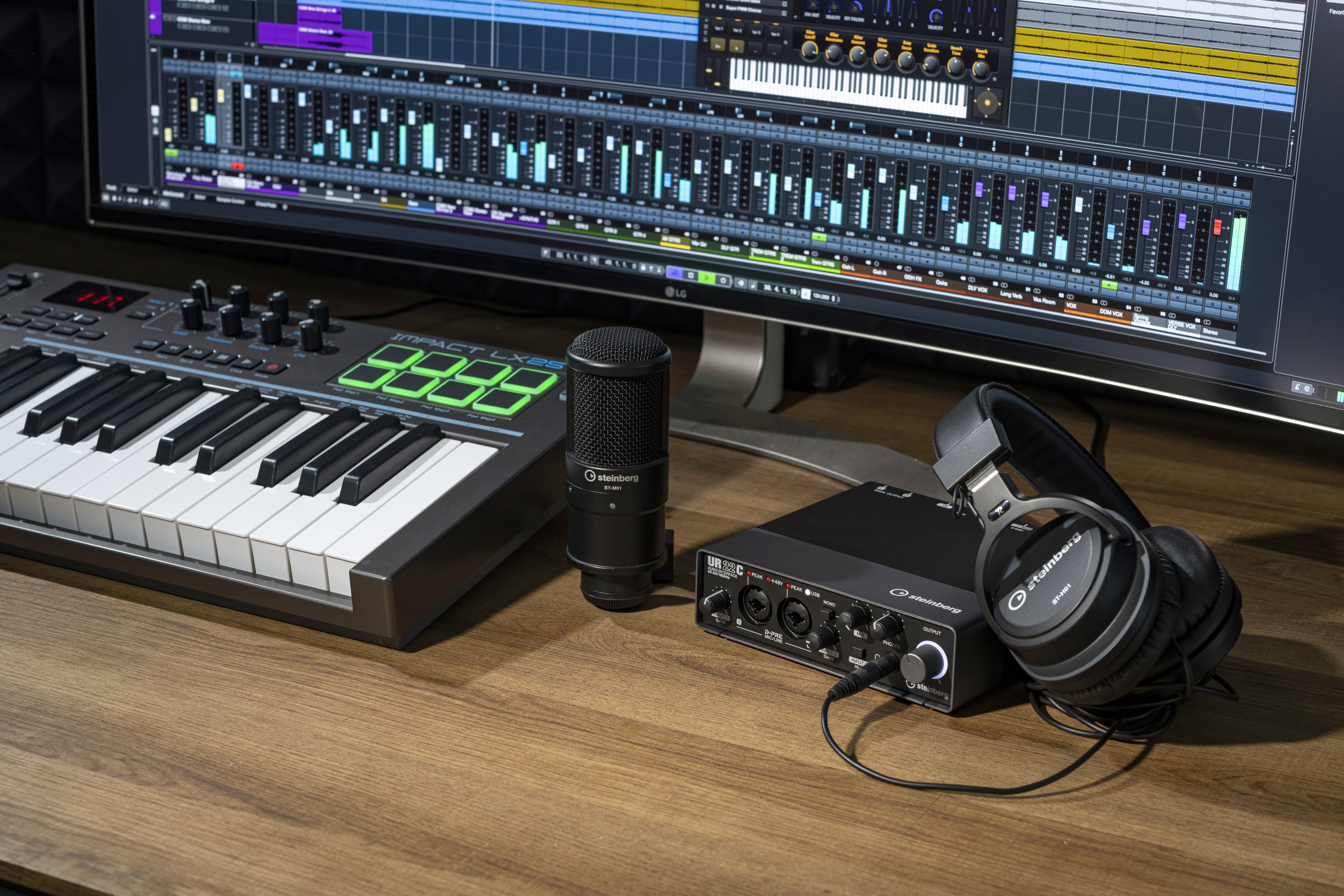 The Steinberg Production Starter Kit -160dxo