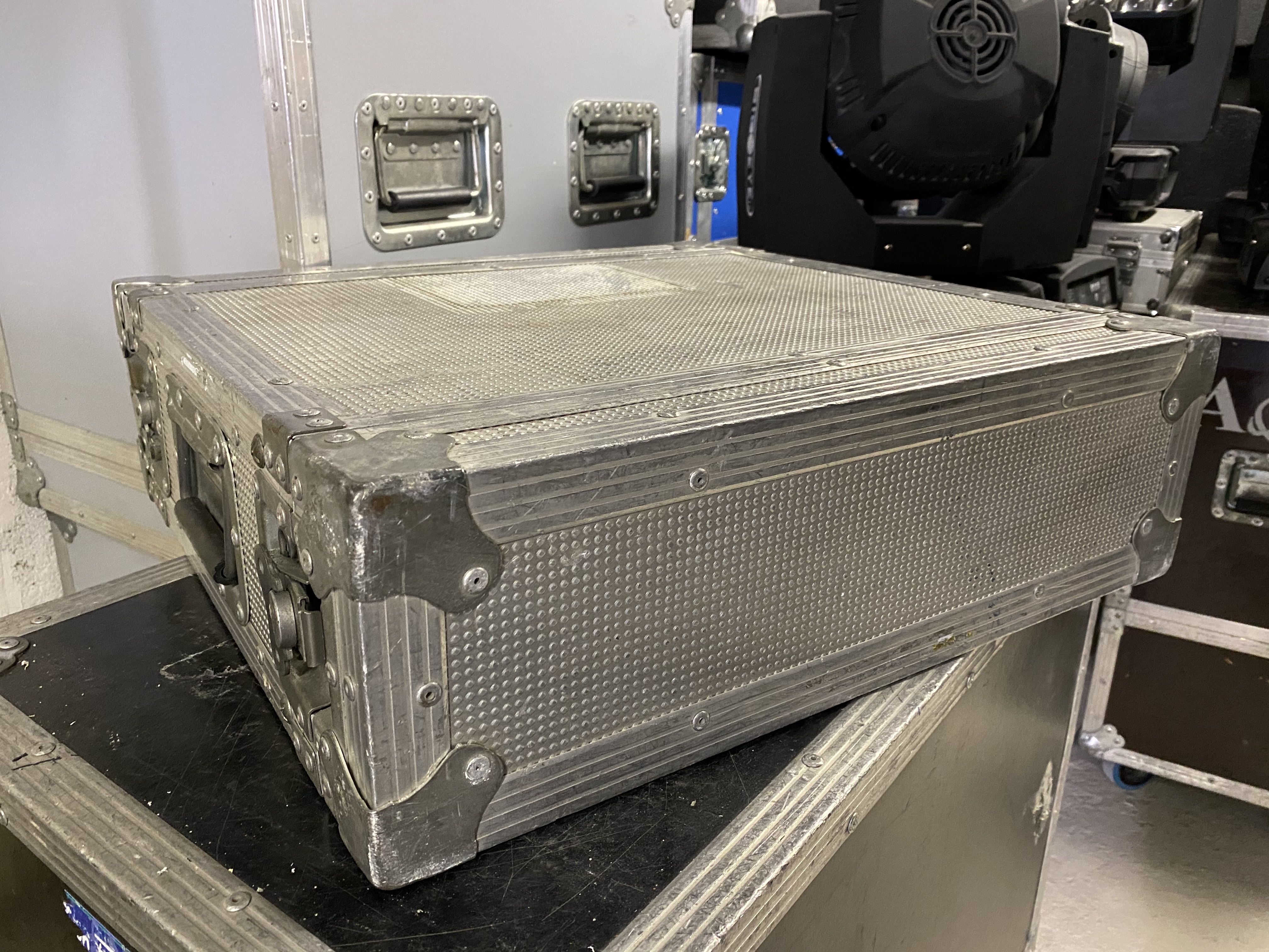 RACK 52.5 x 51 x 15.5h #20