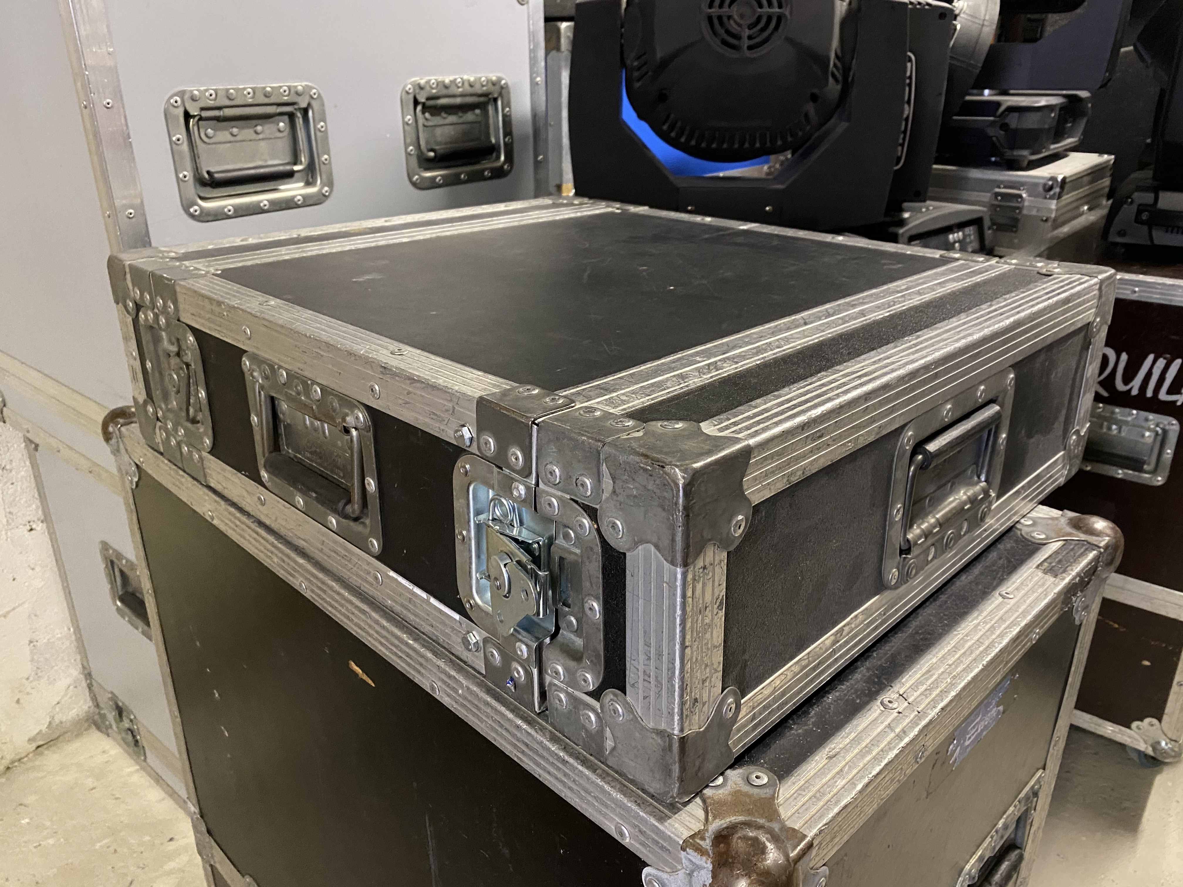 RACK 52 x 61 x 16.5h #38