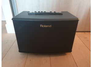 roland-ac40-01