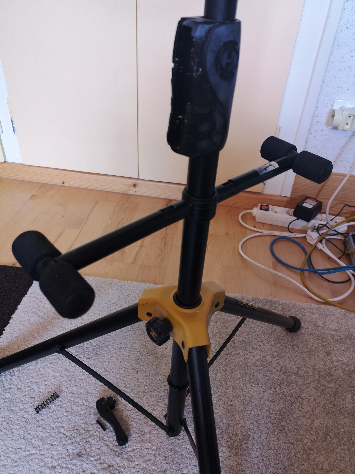 Hercules Stands GS422B