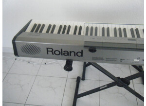 Roland FP-2 (33651)
