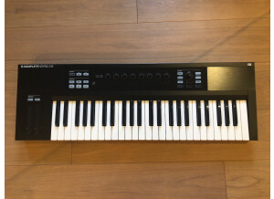 Native Instruments Komplete Kontrol S49 (92834)
