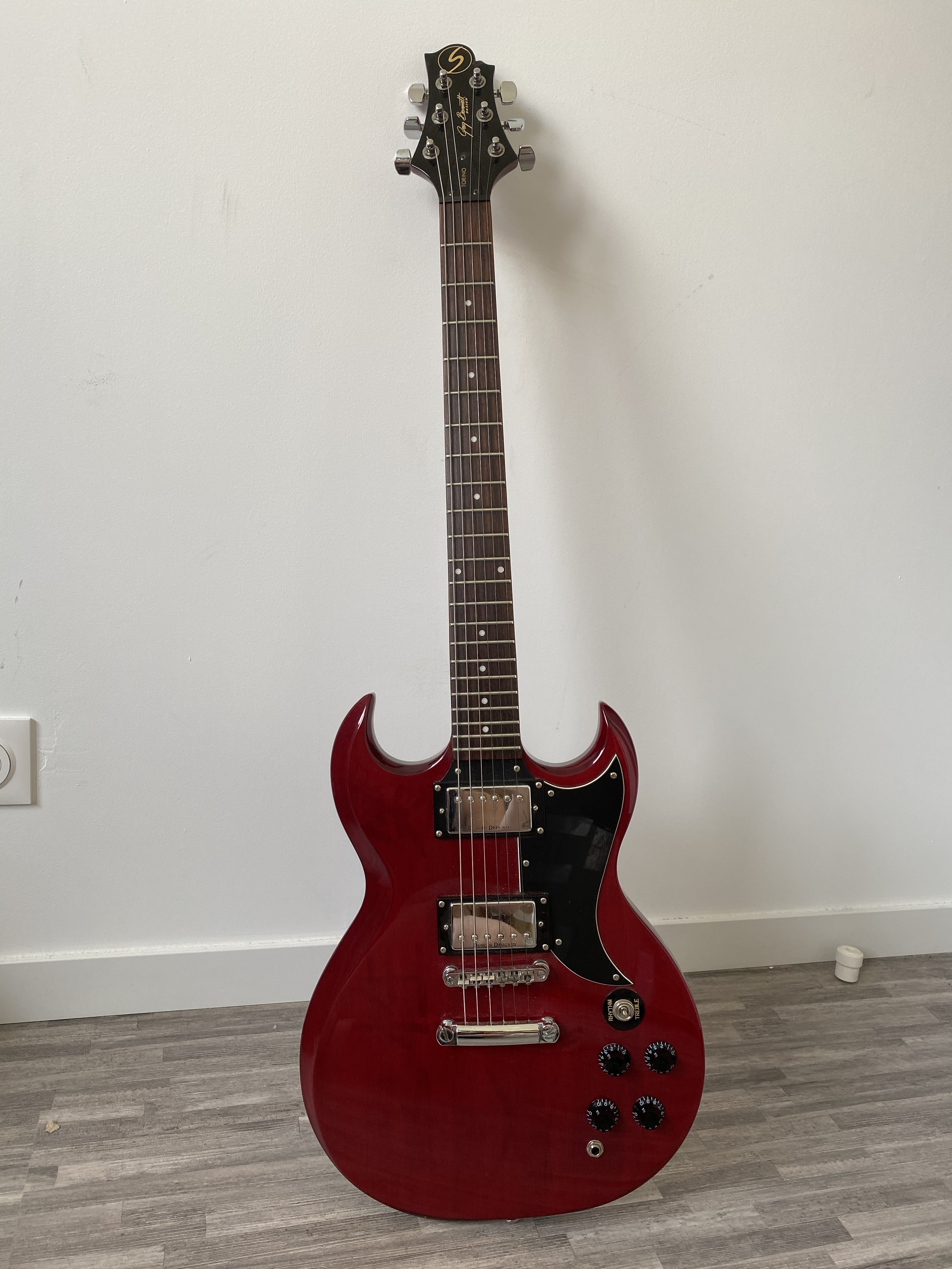 GREG BENNETT    SEYMOUR  DUNCAN   modele   TORINO