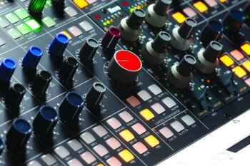 AMS Neve 8424_18 AMS Neve 8424_18