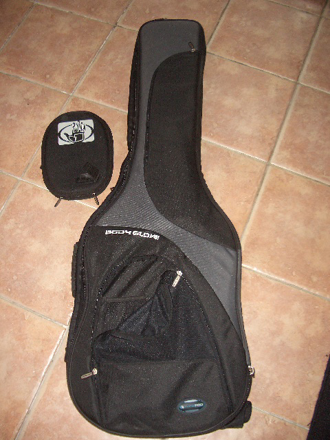 body glove gig bag