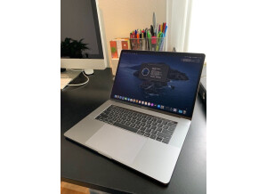 macbook-pro-15-2018-i932gb500gb