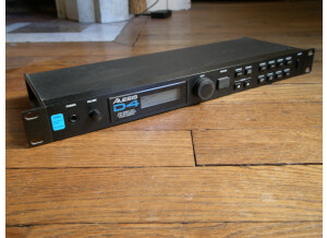 Alesis D4 (82875)