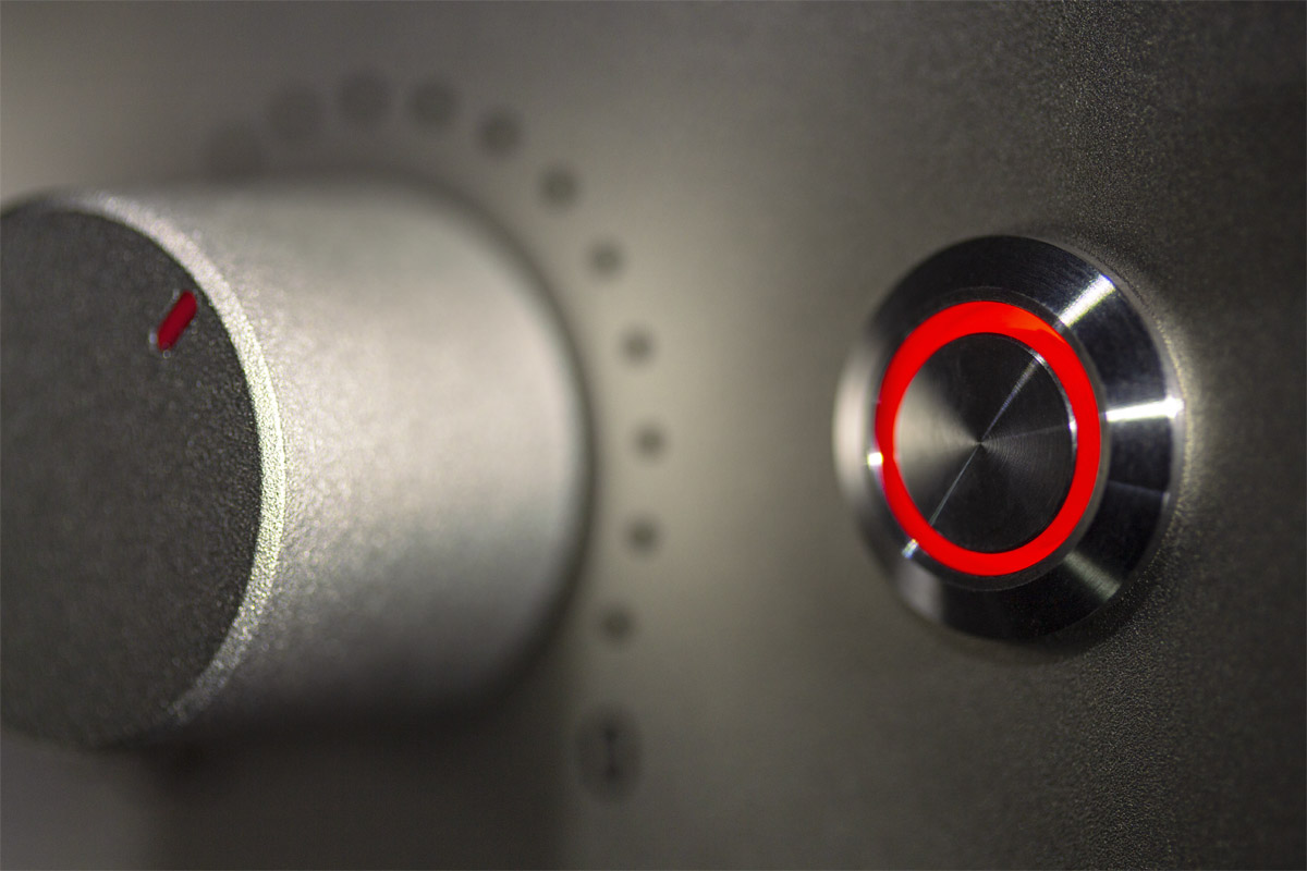 x1_V-402-Macro-4_Neumann-PreAmp_G