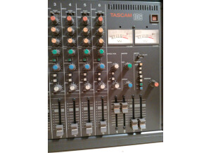 Tascam M-106 (84213)