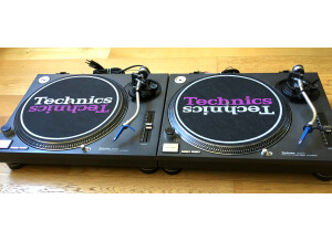 Technics SL-1210 MK2 (73933)
