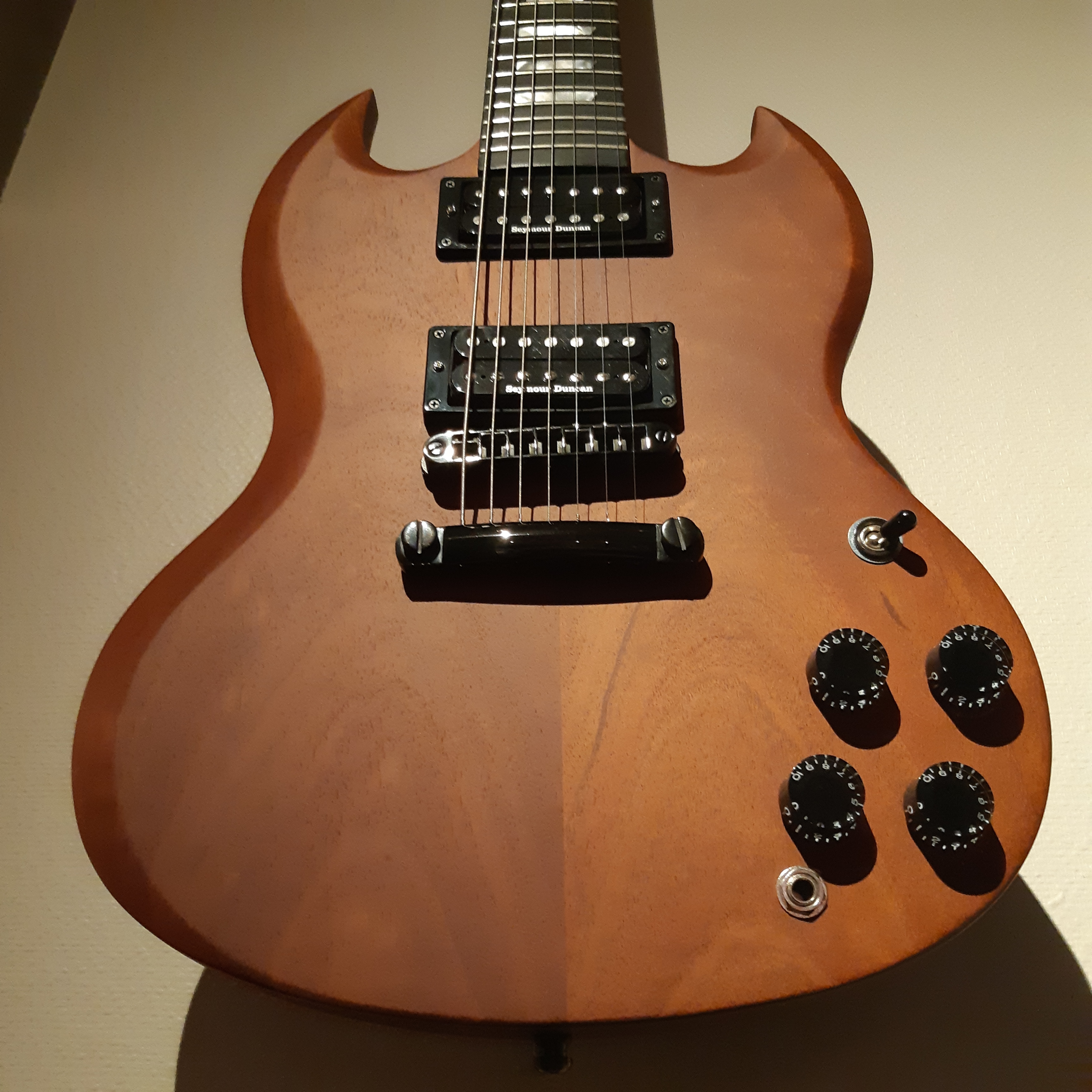 Gibson SG Dark 7