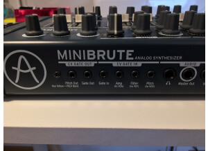 Roland JUNO-6 (6925)