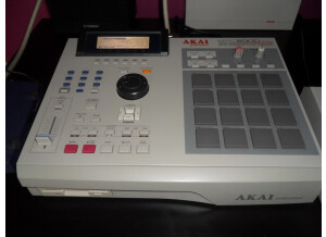Akai MPC2000XL ES1/zip (25532)