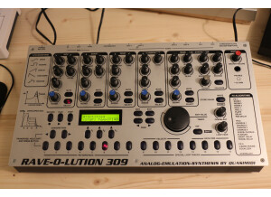 Quasimidi Rave-O-Lution 309 (40463)